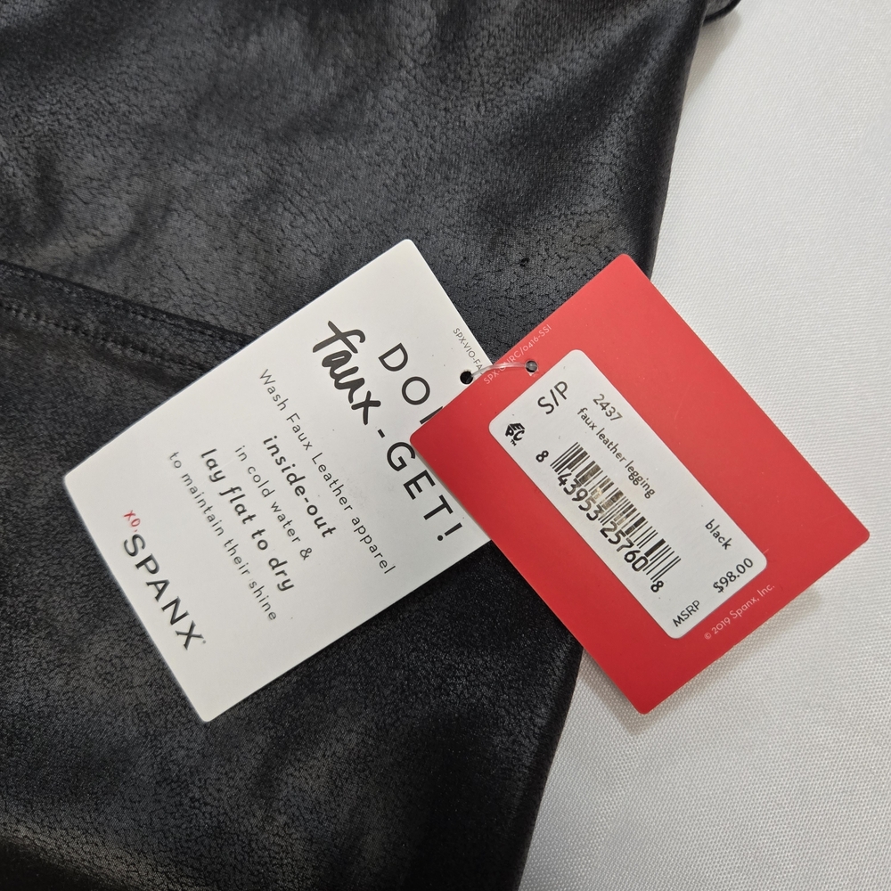 SPANX Shiny Black Leggings NWT SIZE  SMALL - Picture 8 of 12